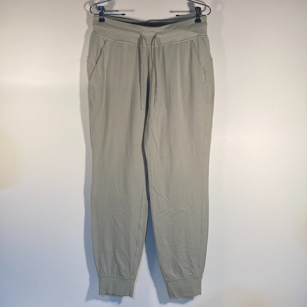 Lululemon Ready To Rulu Jogger 29" Green Fern Pants Women Size 8